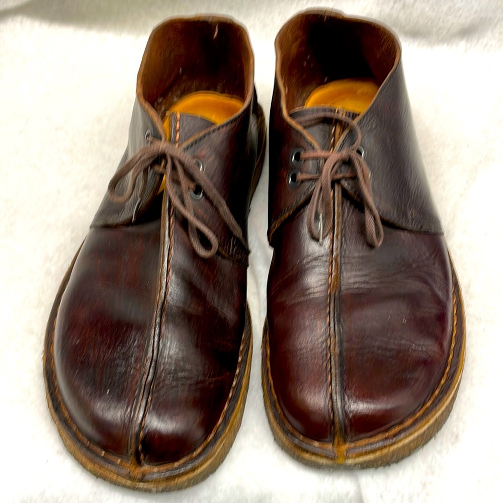 Clark’s leather upper rubber sole shoes men sz 12